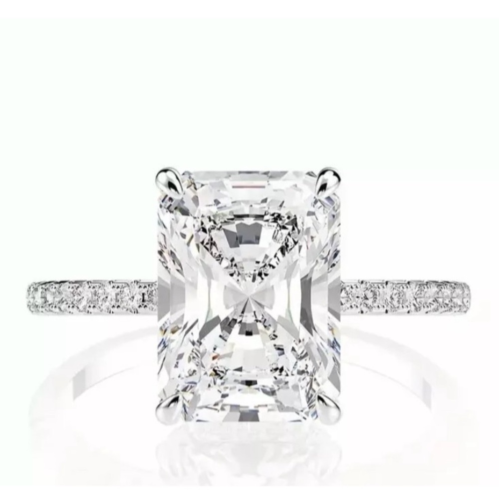 4 Carat Moissanite Ring in 14k White Gold. Brand New.